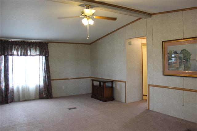 5173 Esbon Holland Road Springfield, TN 37172 - Photo 3 of 17 a view of an empty room with a window