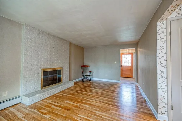 $569,900 | 725 12th Street, Oakmont, PA 15139