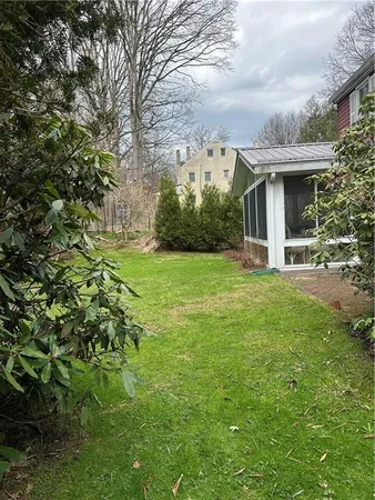 $569,900 | 725 12th Street, Oakmont, PA 15139