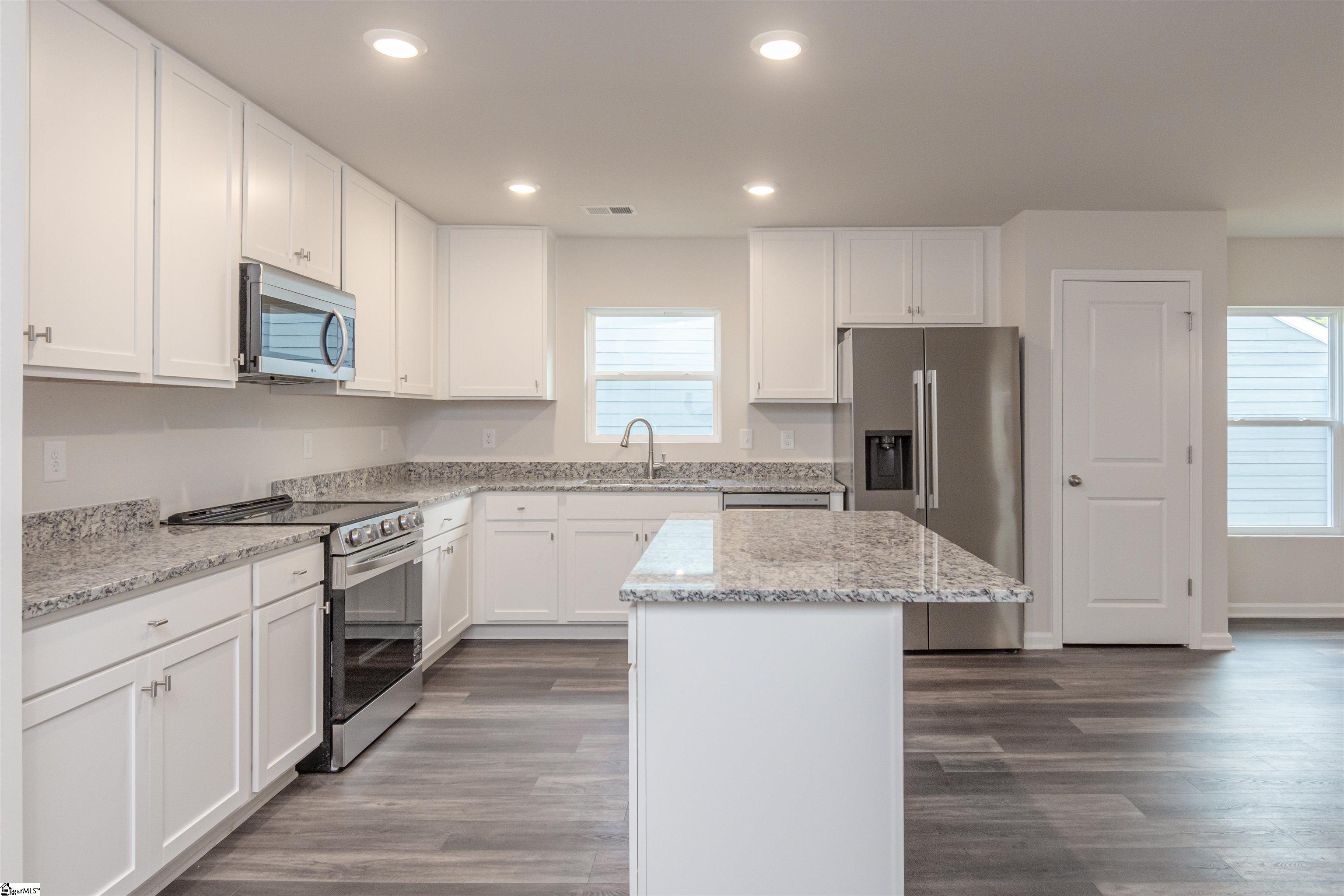 101 Bramlett Street Simpsonville, SC 29681 - Photo 5 of 21