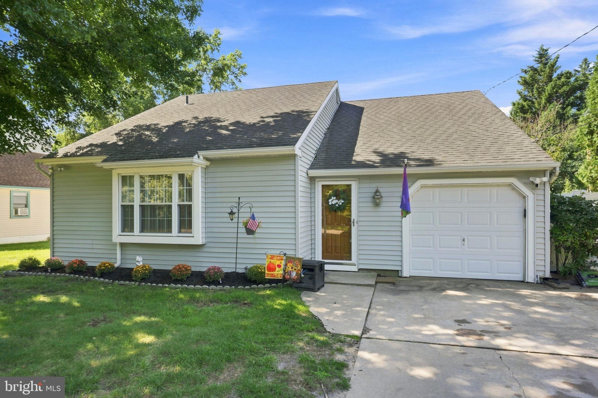 439 Old Erial Road Sicklerville, NJ 08081 - Photo 2 of 23 Charming home with well-maintained front yard.