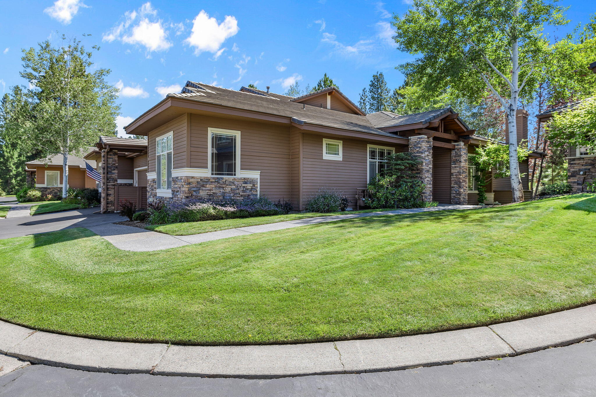 19571 Southwest Simpson Avenue Bend, OR 97702 - Photo 43 of 45 2028_08_08_19571_sw_simpson_ave-3