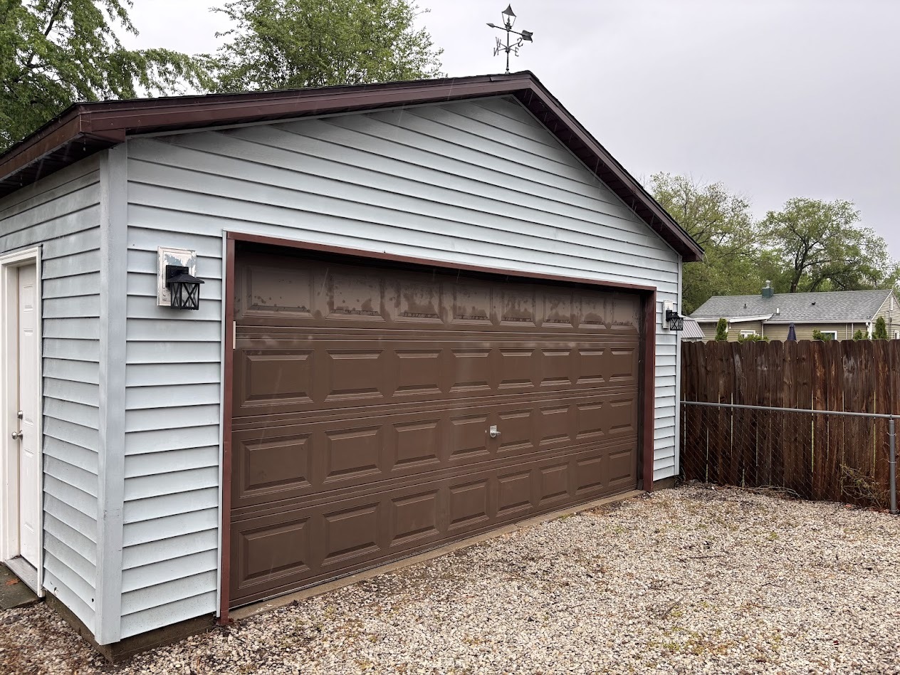 1081 Eastview Drive Rantoul, IL 61866 - Photo 2 of 18