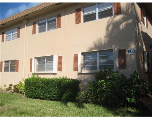 600 Southwest 2nd Avenue, Unit 242D Boca Raton, FL 33432 - Photo 1 of 8 Primary Photo