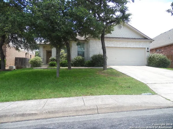 $2,200 | 22354 Chimayo Bend, San Antonio, TX 78258