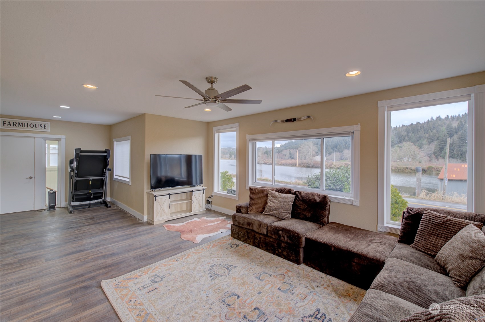 169 West Deep River Road Naselle, WA 98638 - Photo 5 of 35 Gallery Image 5
