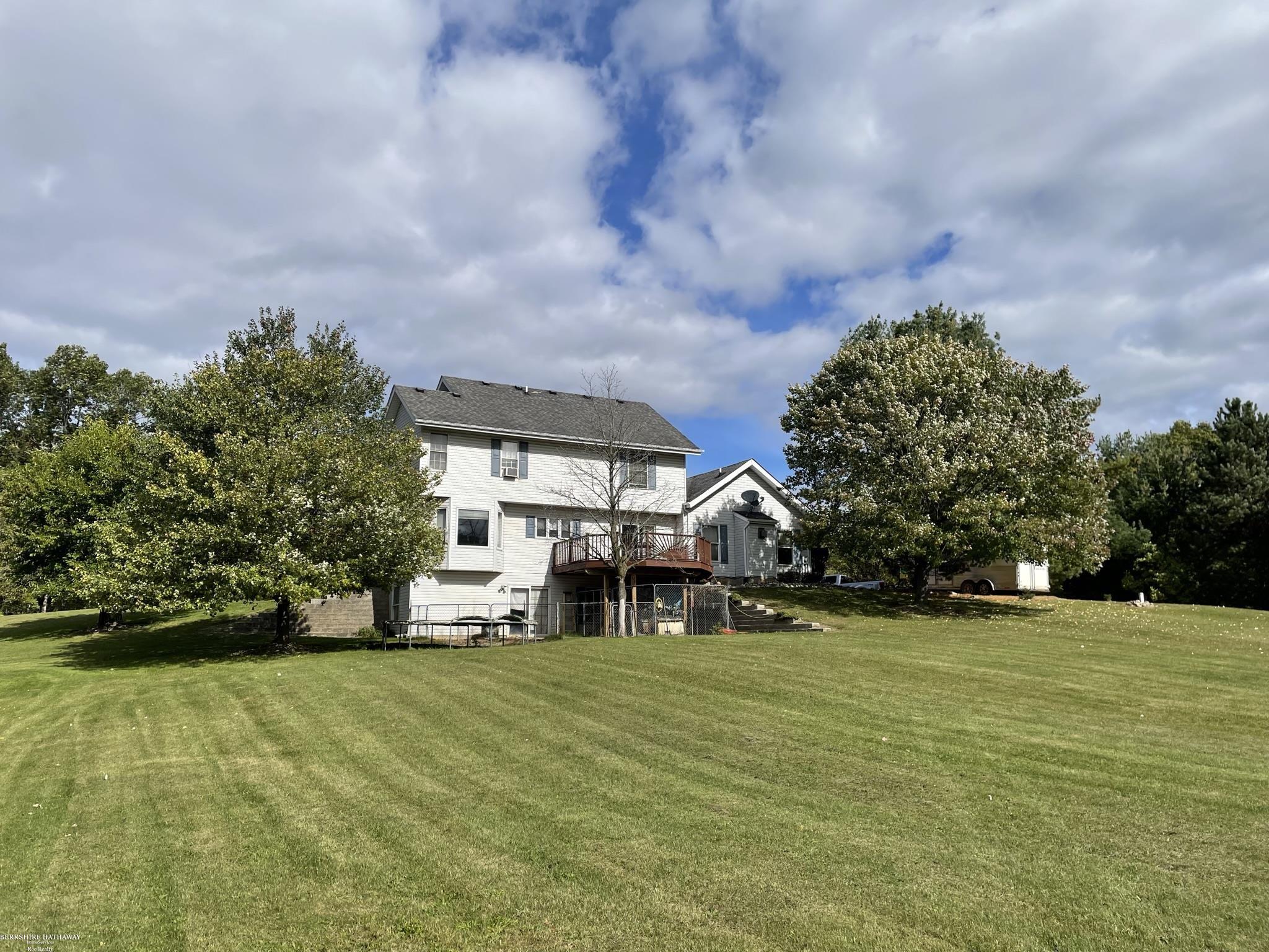 432 Mack Road Leonard, MI 48367 - Photo 8 of 21 50124571-8.JPG