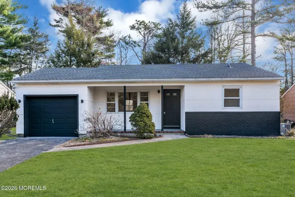 $339,900 | 6 Stanford Drive, Toms River, NJ 08757