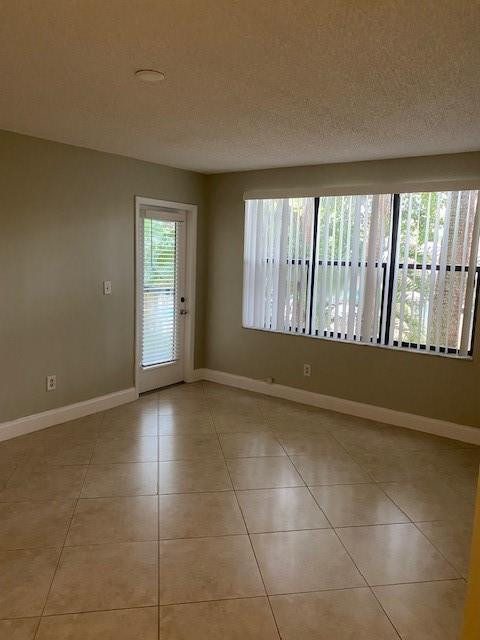 4501 West McNab Road, Unit 25 Pompano Beach, FL 33069 - Photo 4 of 12 Photo 4