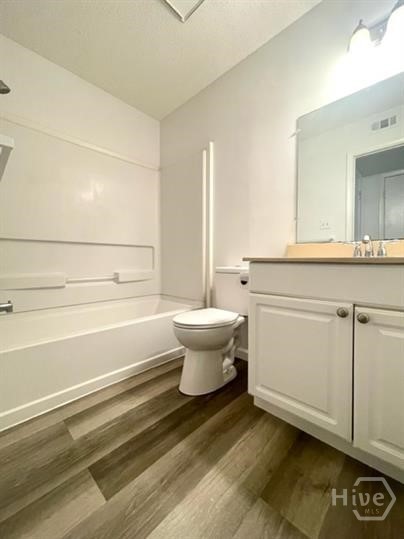 401 North Cromwell Road, Unit T1 Savannah, GA 31410 - Photo 10 of 19