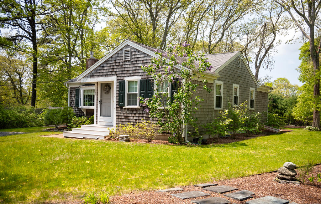112 Sisson Road Harwich, MA 02645 - Photo 19 of 25 DSC_9638