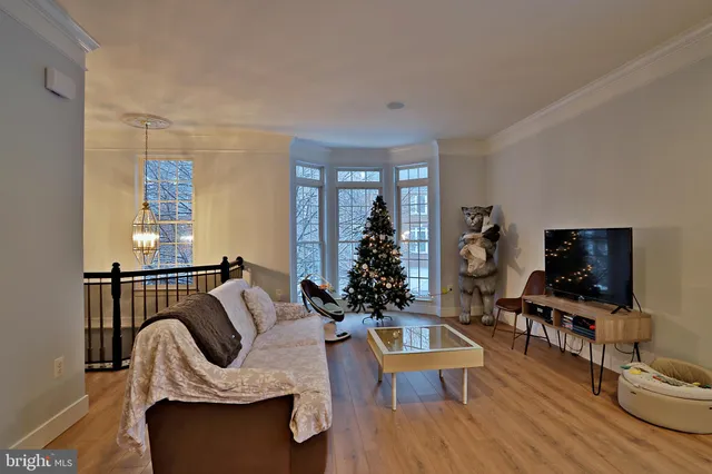 $3,650 | 4219 Upper Park Drive, Fairfax, VA 22030