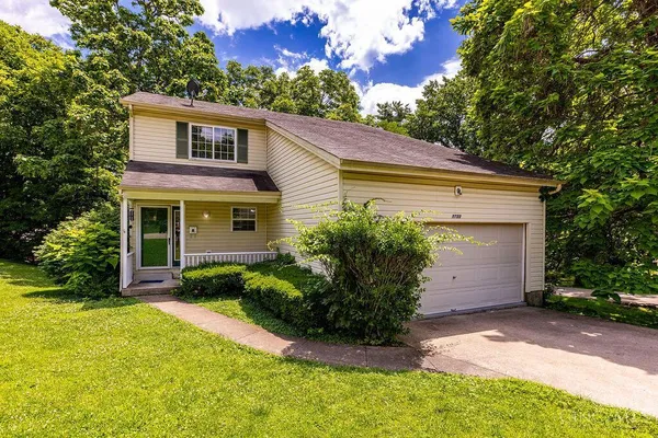 $295,000 | 1730 Bloomingdale Avenue, Cincinnati, OH 45230