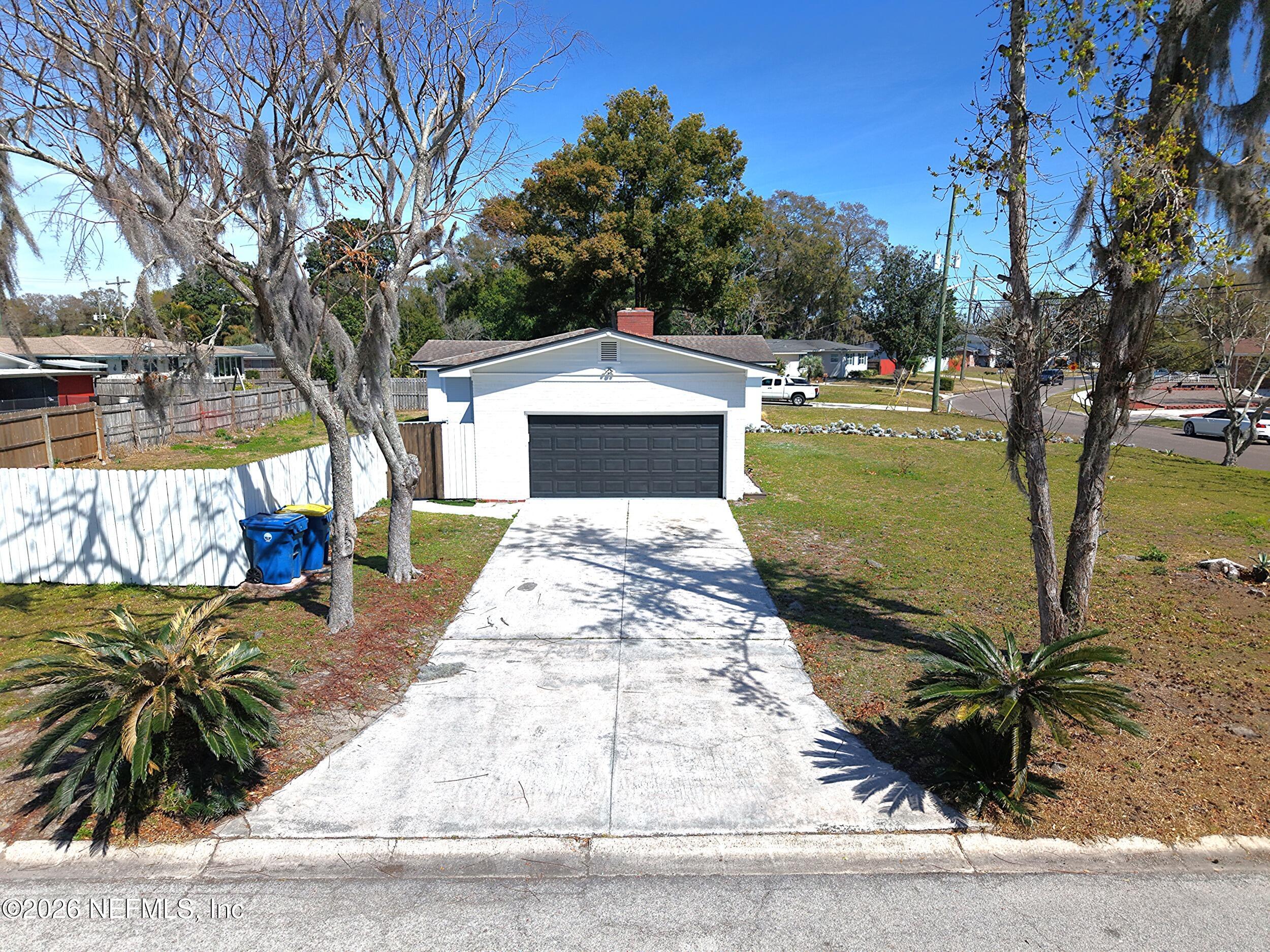 7915 Alderman Road Jacksonville, FL 32211 - Photo 14 of 75 ALDERMAN 64_aerial driveway 1