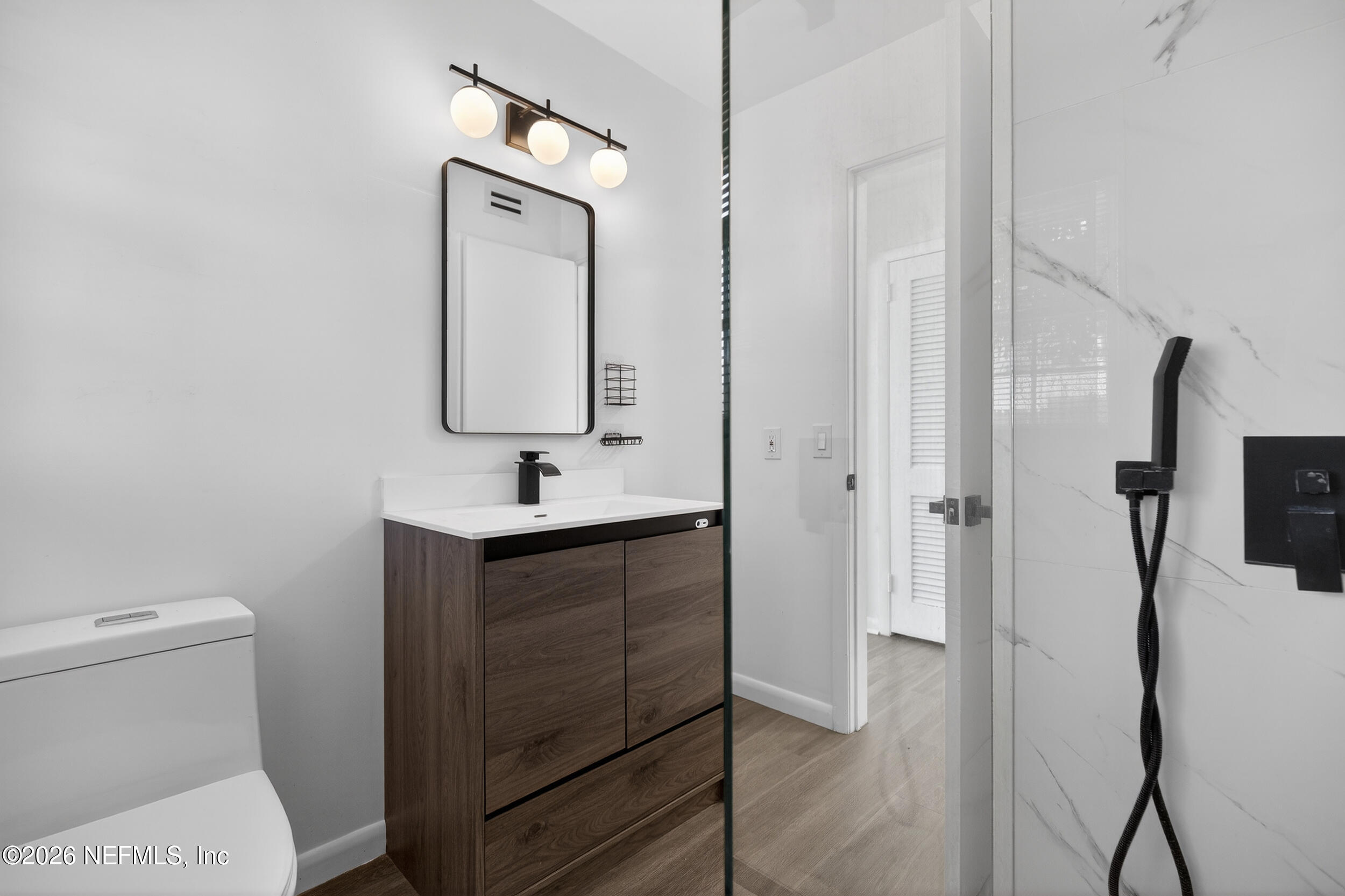 7915 Alderman Road Jacksonville, FL 32211 - Photo 40 of 75 ALDERMAN 35_guest bath 2