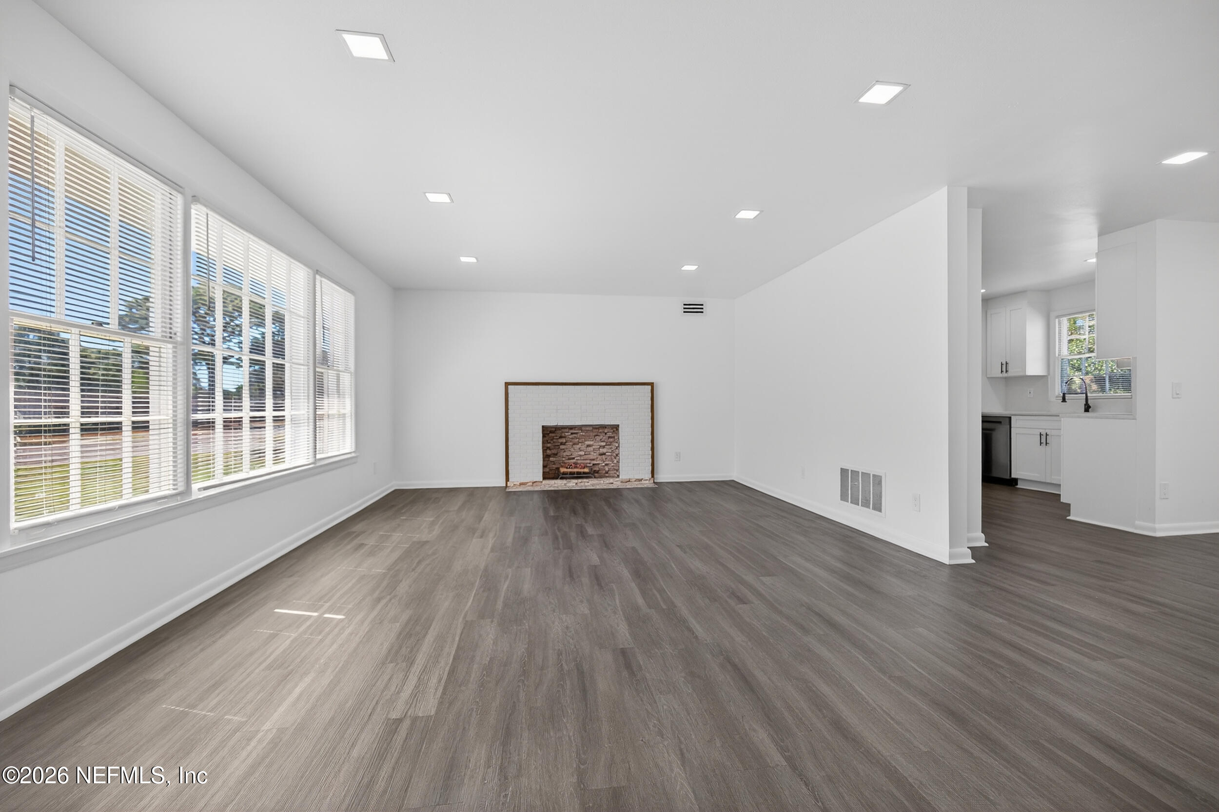 7915 Alderman Road Jacksonville, FL 32211 - Photo 57 of 75 ALDERMAN 18_living 3