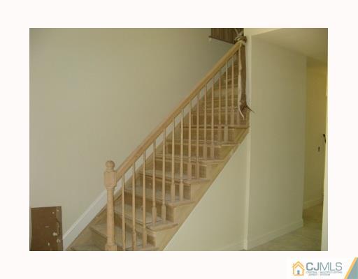 82 Major Road Monmouth Junction, NJ 08852 - Photo 4 of 6 Gallery Image 4