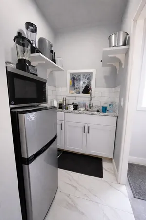 $950,000 | 8 Pelham Street, Worcester, MA 01609