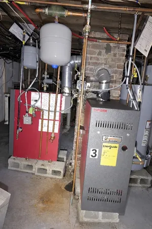 $950,000 | 8 Pelham Street, Worcester, MA 01609