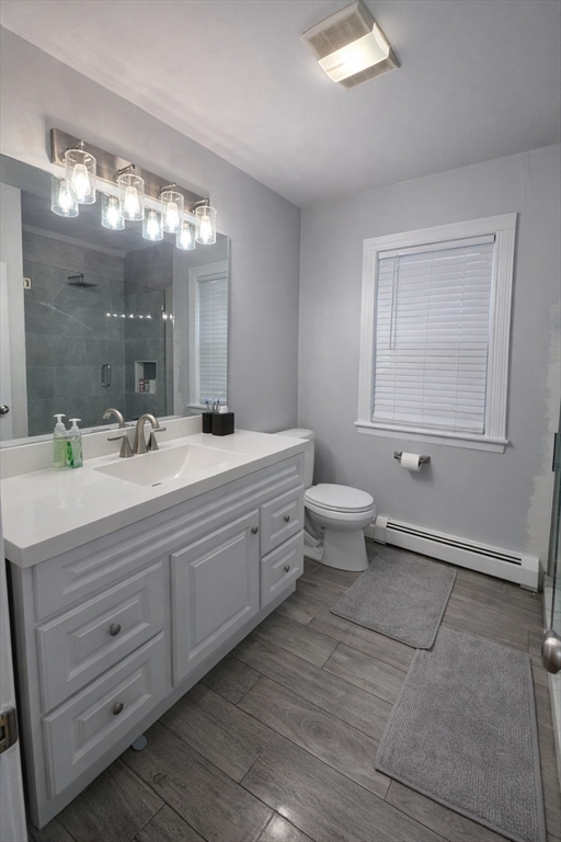 8 Pelham Street Worcester, MA 01609 - Photo 6 of 38