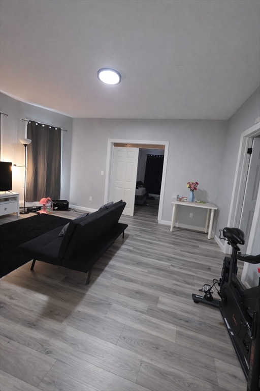 8 Pelham Street Worcester, MA 01609 - Photo 8 of 38