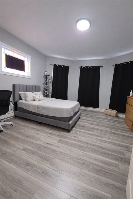 8 Pelham Street Worcester, MA 01609 - Photo 9 of 38