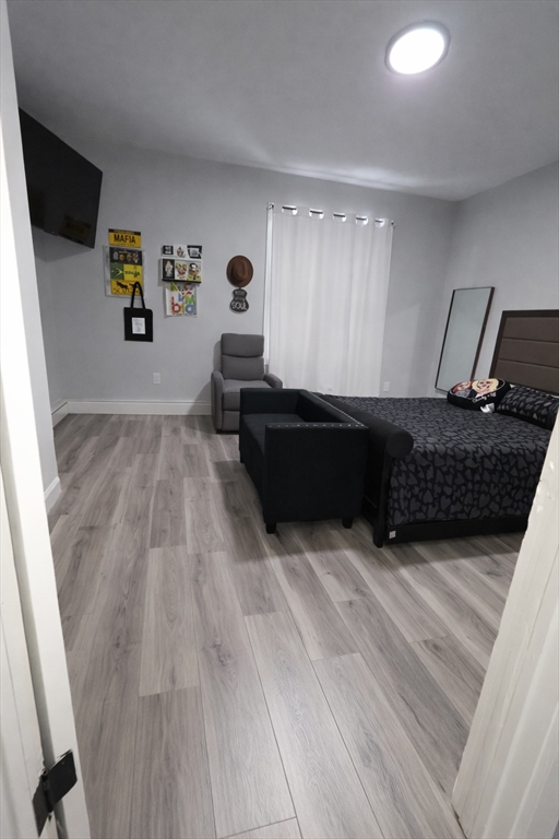 8 Pelham Street Worcester, MA 01609 - Photo 10 of 38