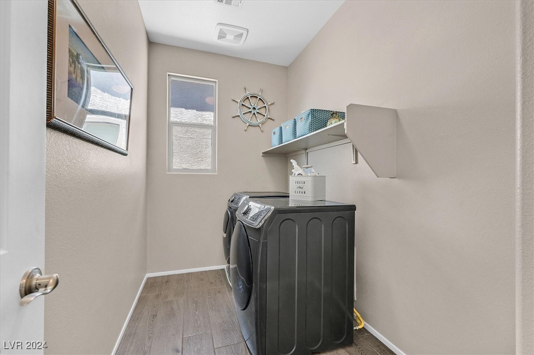 916 East Sunset Road Henderson, NV 89011 - Photo 23 of 49 Luandry