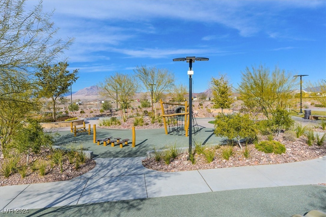 916 East Sunset Road Henderson, NV 89011 - Photo 37 of 49 Play Area / Park