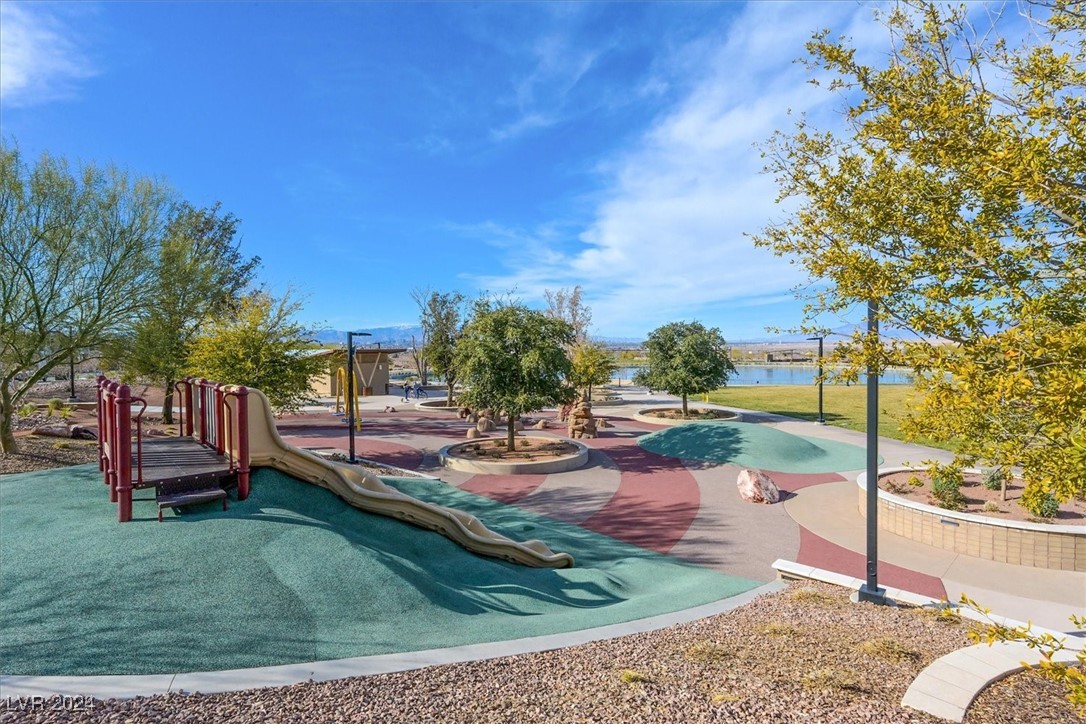 916 East Sunset Road Henderson, NV 89011 - Photo 39 of 49 Play Area / Park