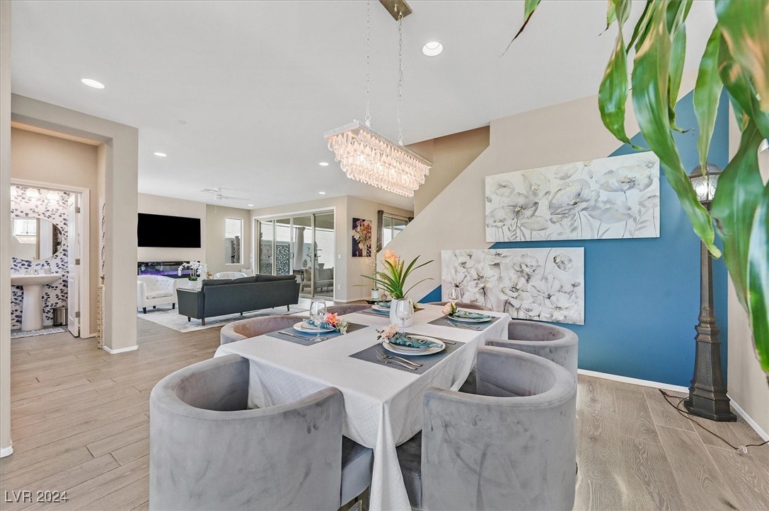 Formal Dining