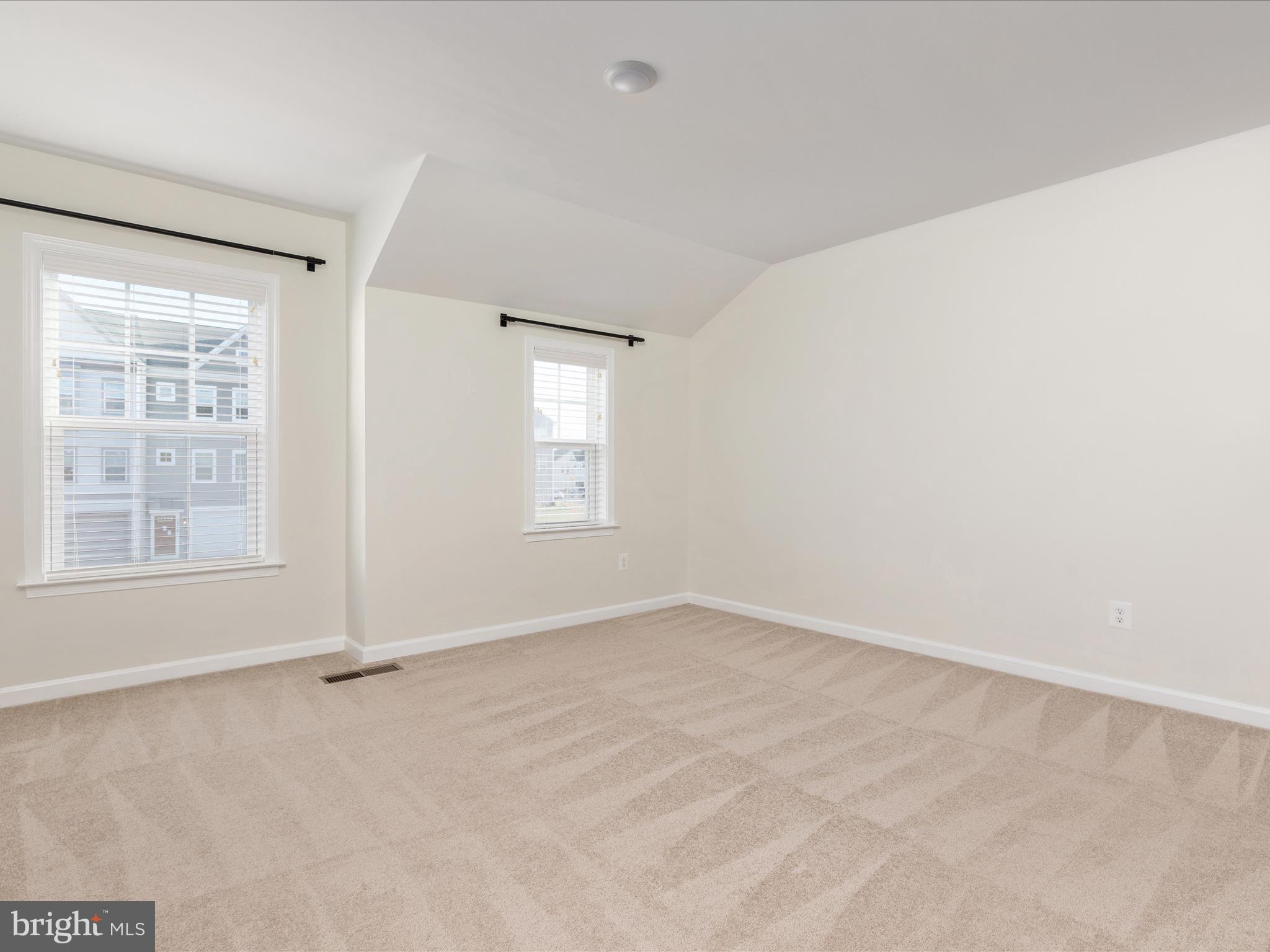 138 Jewel Stephenson, VA 22656 - Photo 32 of 70 an empty room with windows