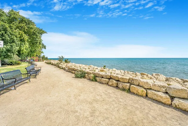 $145,000 | 6171 North Sheridan Road, Unit 1804, Chicago, IL 60660