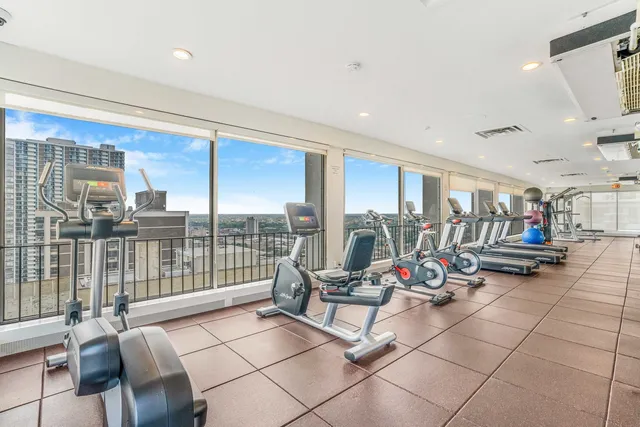 $145,000 | 6171 North Sheridan Road, Unit 1804, Chicago, IL 60660