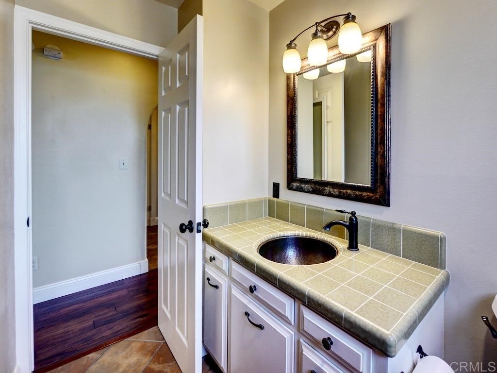 197 Del Sureno Fallbrook, CA 92028 - Photo 16 of 25 Gallery Image 16