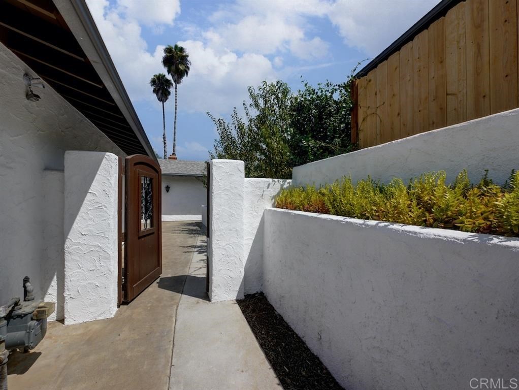 197 Del Sureno Fallbrook, CA 92028 - Photo 23 of 25 Gallery Image 23
