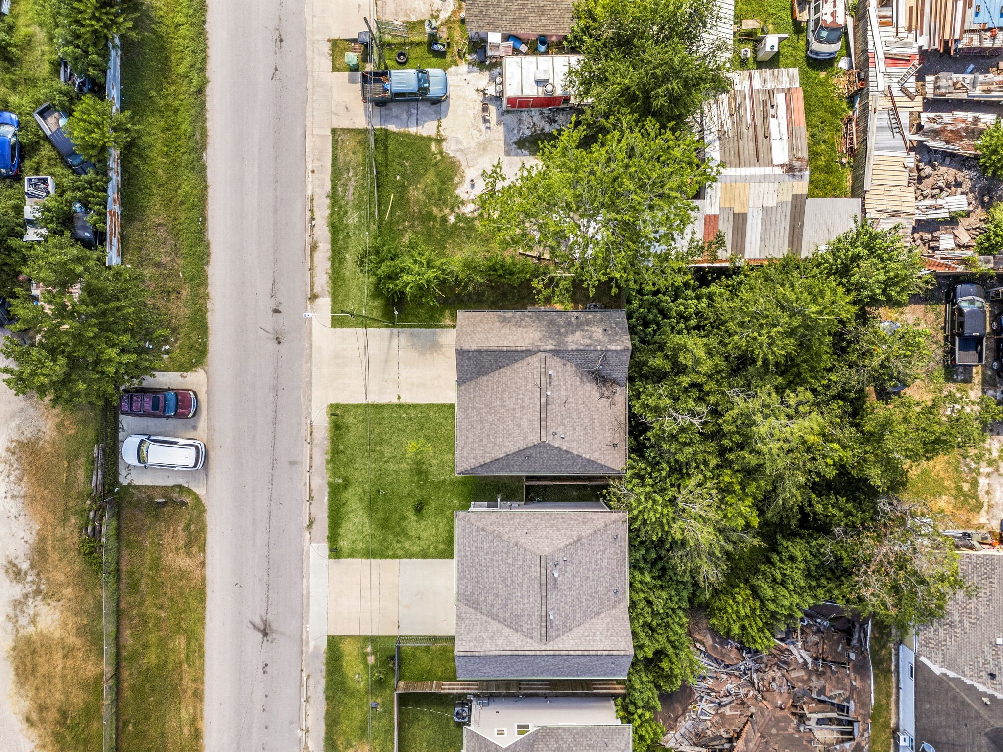 8357 Tate Street Houston, TX 77028 - Photo 38 of 42 an aerial view of residential houses with outdoor space and street view