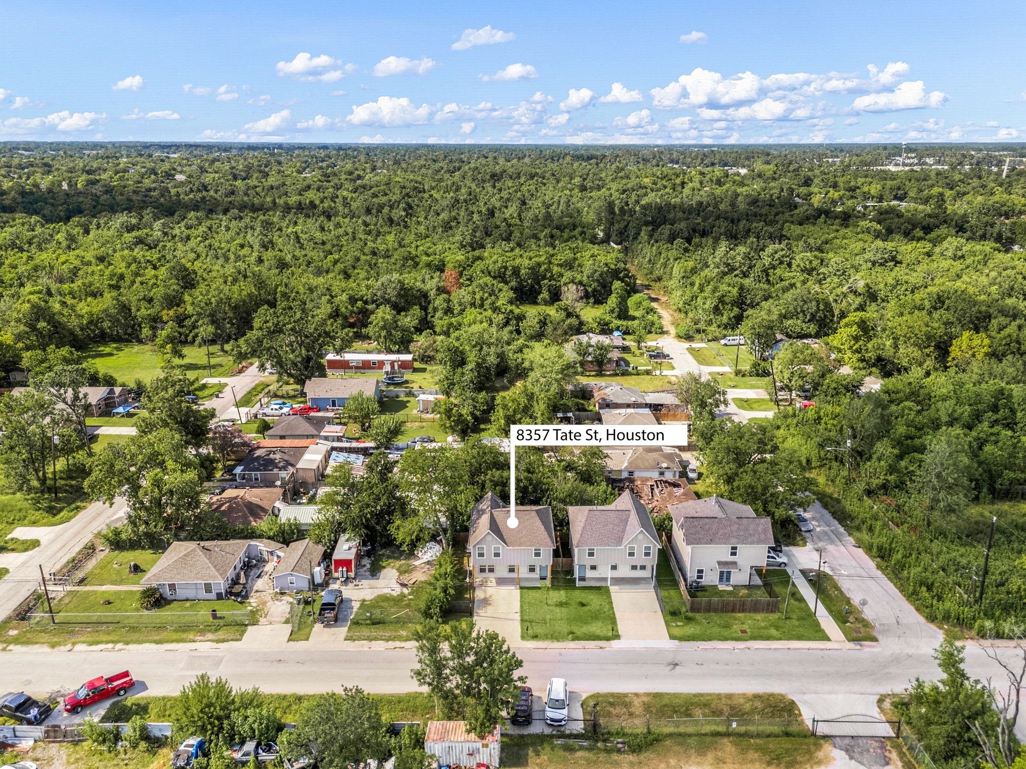 8357 Tate Street Houston, TX 77028 - Photo 40 of 42 a view of a city