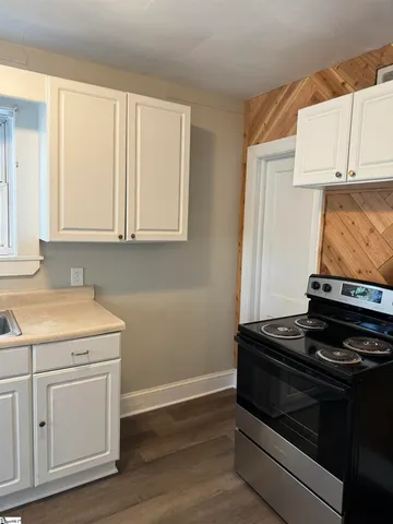 $230,000 | 147 Scruggs Avenue, Spartanburg, SC 29303