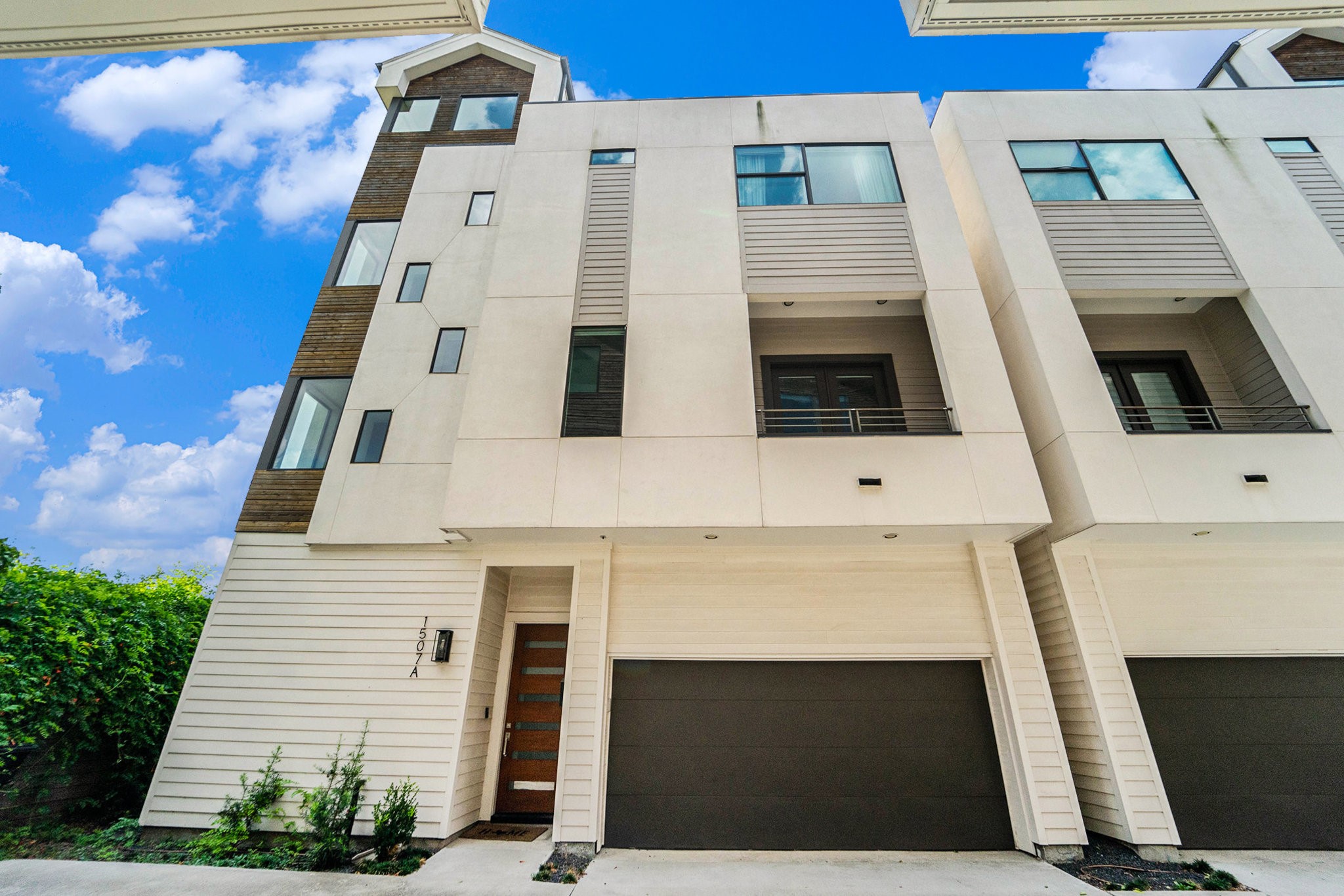 1507 Truxillo Street, Unit A Houston, TX 77004 - Photo 2 of 30 a view of a building with a door