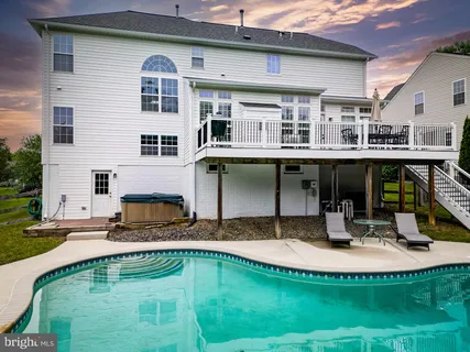 $950,000 | 5110 Dawns Way, Ellicott City, MD 21043