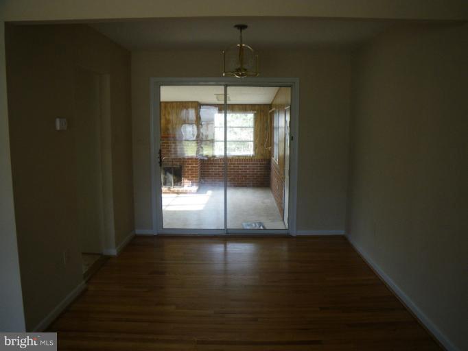 4115 Isbell Street Silver Spring, MD 20906 - Photo 2 of 11 Dining Room