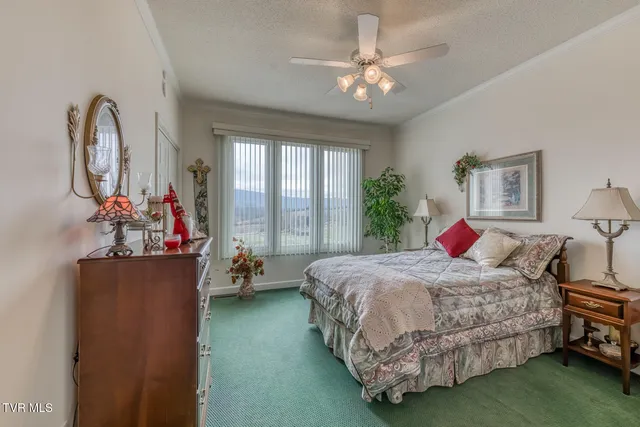 $649,900 | 229 Country Mdw Circle, Bristol, TN 37620