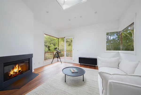 $6,295,000 | 2815 East Valley Road, Montecito, CA 93108