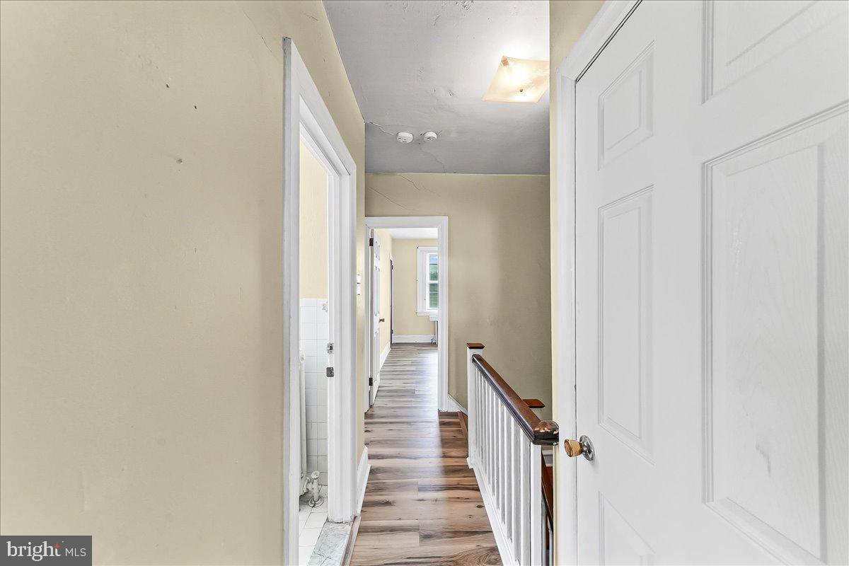 9 Ardsley Road Upper Darby, PA 19082 - Photo 13 of 20