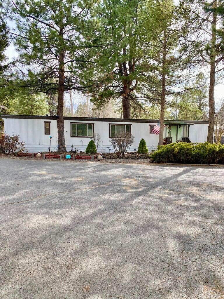 60311 Cheyenne Road, Unit 11 Bend, OR 97702 - Photo 34 of 42 20230420215640903831000000-o