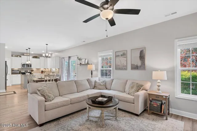 $410,000 | 1614 Redbud Court, Aberdeen, NC 28315