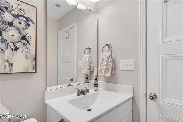 $410,000 | 1614 Redbud Court, Aberdeen, NC 28315