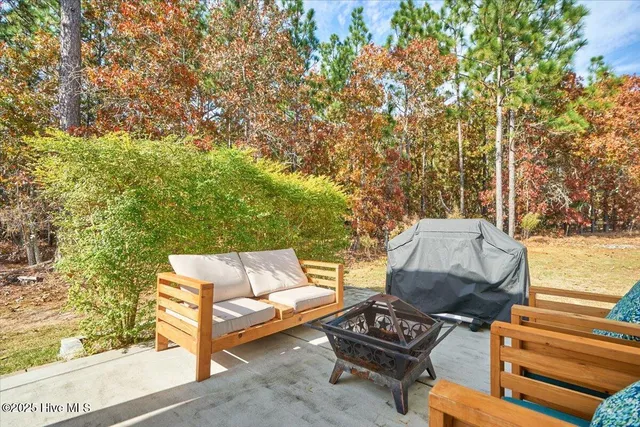 $410,000 | 1614 Redbud Court, Aberdeen, NC 28315