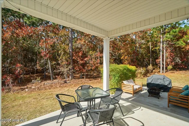 $410,000 | 1614 Redbud Court, Aberdeen, NC 28315